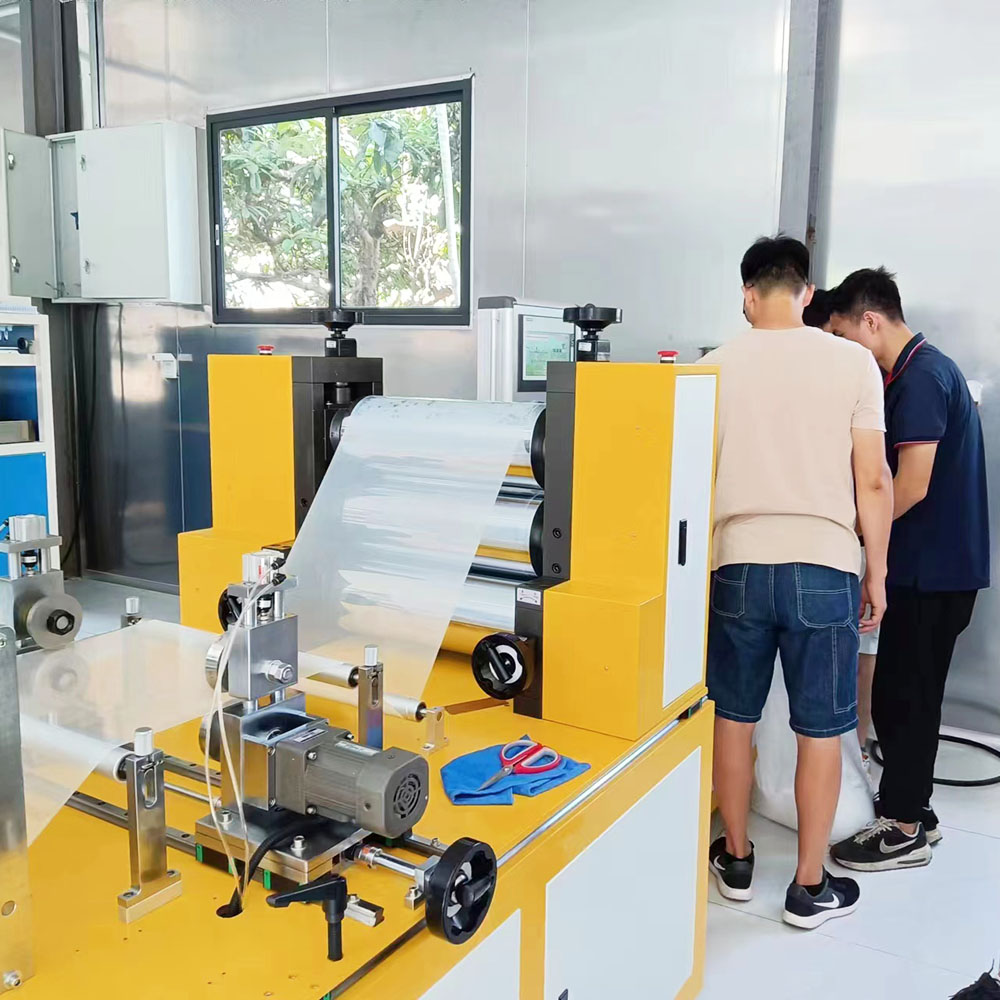 材料：PE PP   片材壓延厚度1.2~2mm